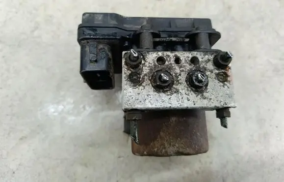 Mitsubishi Outlander ABS Pump MN193055