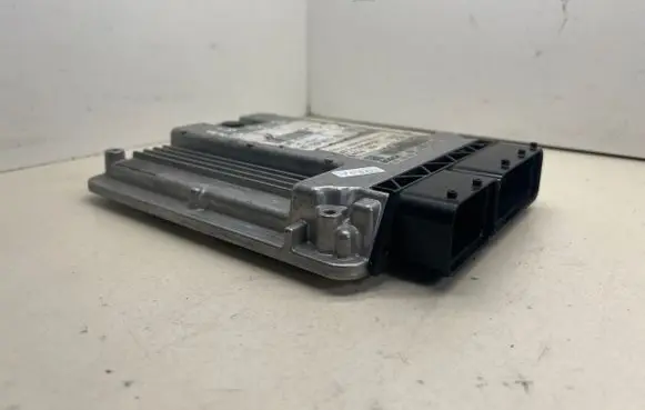 Audi A6 S6 C6 4F Engine control unit/module 4F1907560 1039S23010 S02497