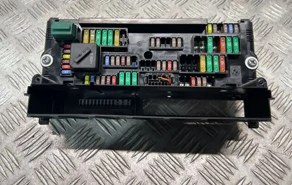 BMW X3 F25 Fuse module 9315150
