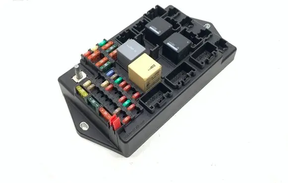 Jaguar XK - XKR Fuse box set BW8314D628AG