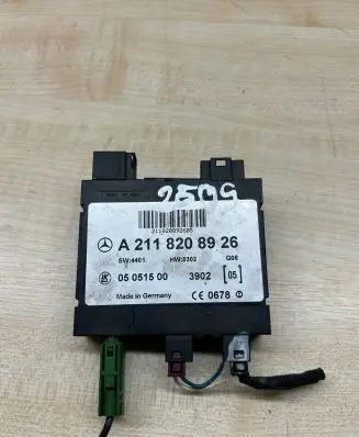 Mercedes-Benz E W211 Keyless (KESSY) go control unit/module A2118208926