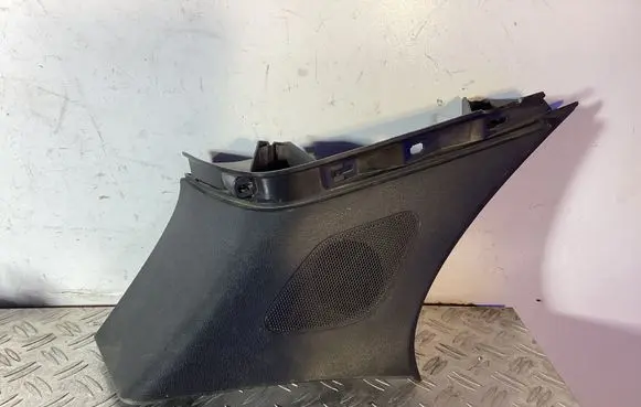 Porsche Macan (95B) (D) pillar trim (bottom) 95B867245