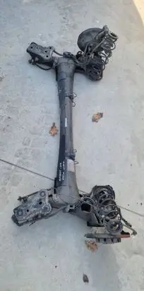 Peugeot 208 II Rear axle beam 
