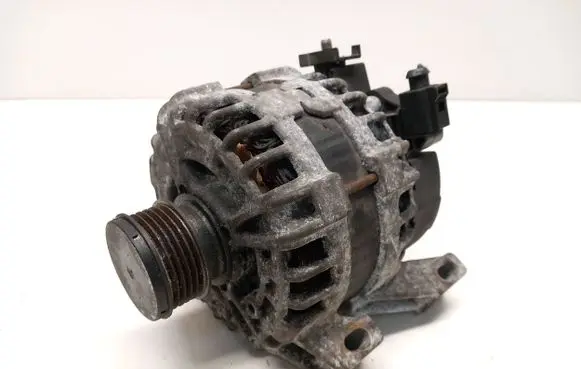 Volvo V60 Generator/alternator F00M580101