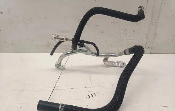 Nissan Qashqai J12 Engine coolant pipe/hose 240796UM0A