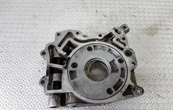 BMW 3 E46 Oil pump 