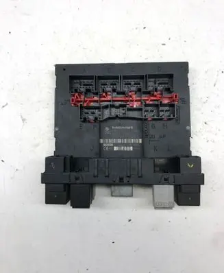 Volkswagen PASSAT CC Comfort/convenience module 3C8937049D F005V00744