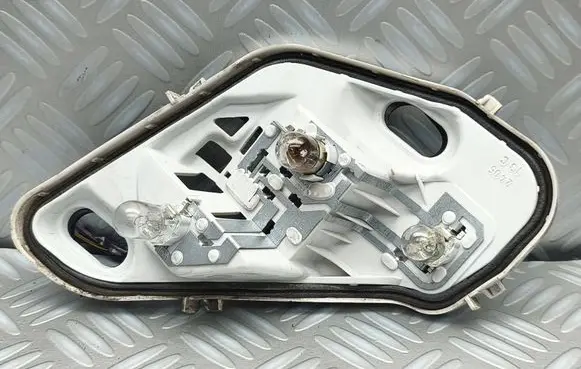 Opel Meriva B Tail light bulb cover holder 21632201