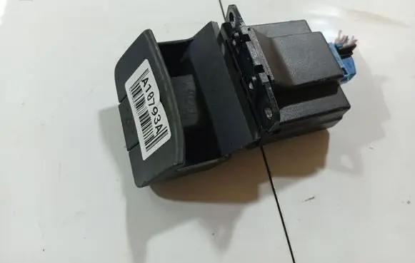 Renault Espace - Grand espace IV Hand parking brake switch 8200049590d