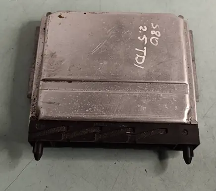 Volvo S80 Engine control unit/module 09496667A 0281001776
