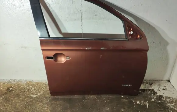Mitsubishi Outlander Front door 