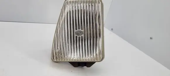 Volkswagen PASSAT B2 Front fog light 8369R19 301125515 123758