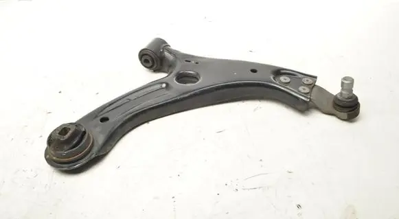 Volvo XC40 Front control arm 32400869