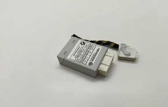 BMW 5 E60 E61 Air suspension control unit module (rear) 6784314 37146784314 3714678431401