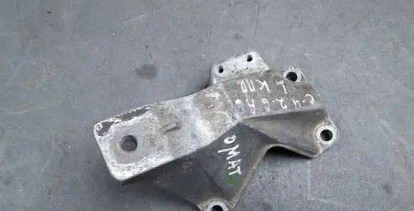 Audi A6 S6 C4 4A Engine mounting bracket 4A0399113D
