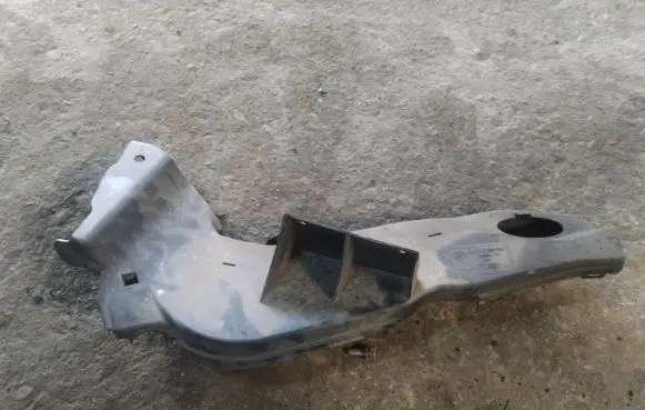 BMW X5 E53 Air intake hose/pipe 7123353