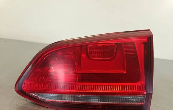Volkswagen Golf VII Tailgate rear/tail lights 5G9945094E L90056143