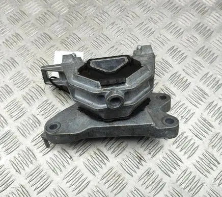 Peugeot 2008 II Engine mount bracket 9826533880 A0000R01