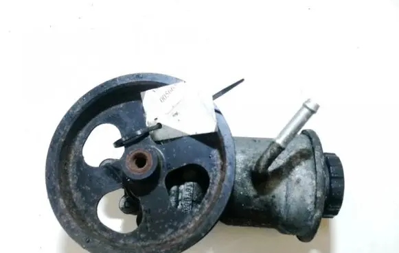 Toyota Avensis T250 Power steering pump