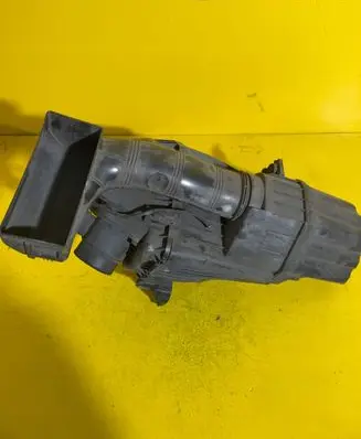 KIA Soul Air filter box 126KM