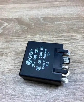 Volkswagen PASSAT B3 Other relay 357906123 5340200