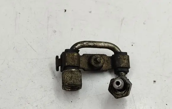 Land Rover Discovery 3 - LR3 Fuel line pipe