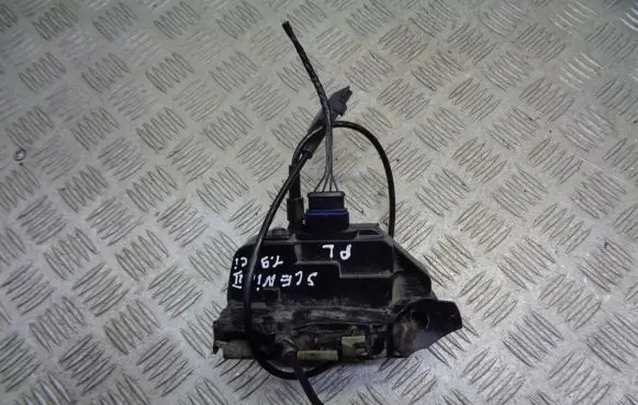 Renault Scenic II - Grand scenic II Front door lock