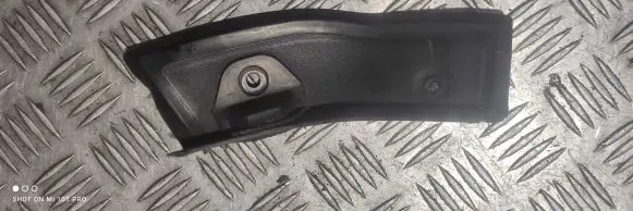 Mercedes-Benz C W205 Other trunk/boot trim element A2046933533