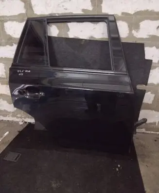 BMW X3 E83 Rear door 