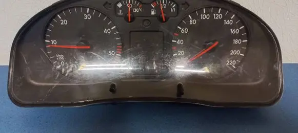 Volkswagen PASSAT B5 Speedometer (instrument cluster) 3B0919881N 11008794003