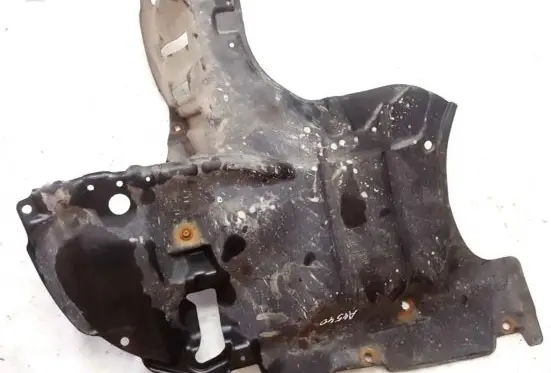 Toyota Avensis T220 Engine splash shield/under tray 51442