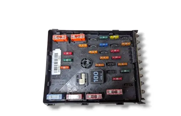 Volkswagen PASSAT B6 Fuse module 3C0937125