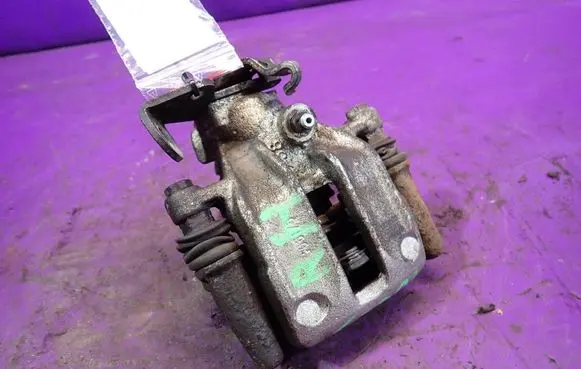 Audi 80 90 S2 B4 Rear brake caliper