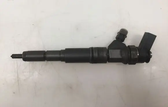 Fuel injector