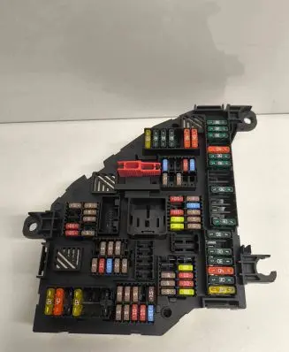 BMW 6 F12 F13 Fuse module 9252813 02756577 317033451