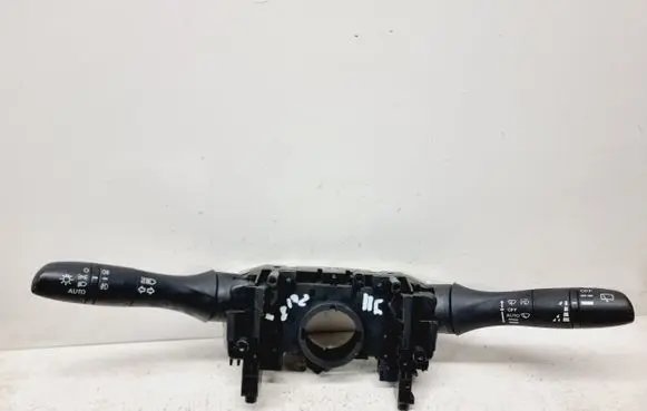 Nissan Qashqai Indicator stalk 255604EA2B