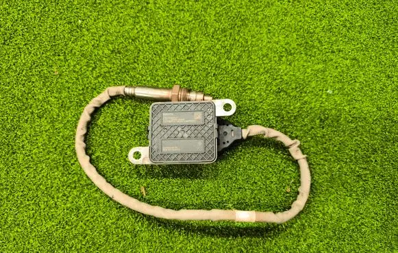 Renault Master III Lambda probe sensor 227903557R