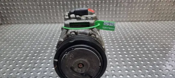 Volkswagen Touareg II Air conditioning (A/C) compressor (pump) S26378956 7P0820803N