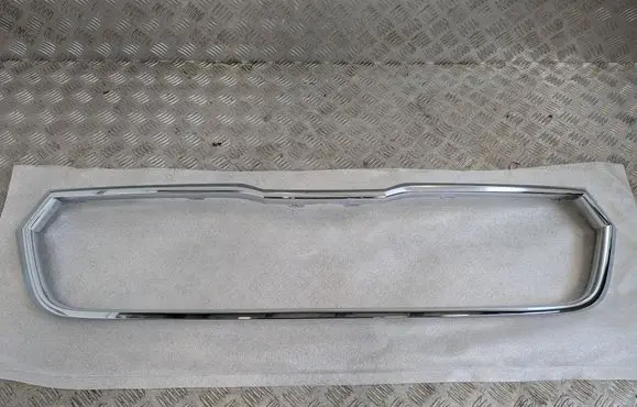 Skoda Kodiaq Front bumper upper radiator grill 565853761B