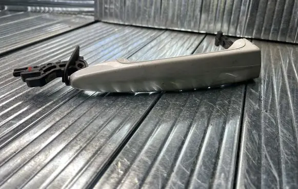 BMW 3 E92 E93 Front door exterior handle 7269280