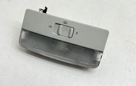 Volkswagen Caddy Front seat light 6Q0947105M 0887000 A6M04