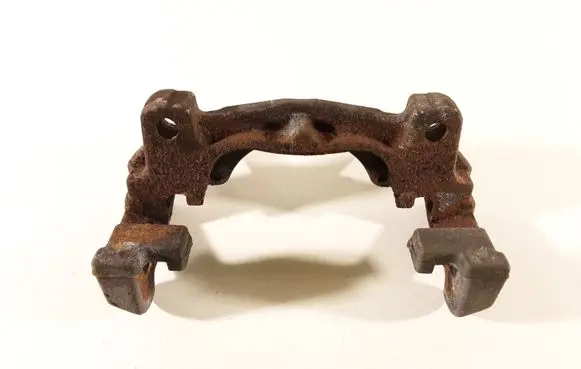 Land Rover Freelander 2 - LR2 Front Brake Caliper Pad/Carrier 