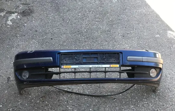 Renault Laguna II Front bumper 8200008270