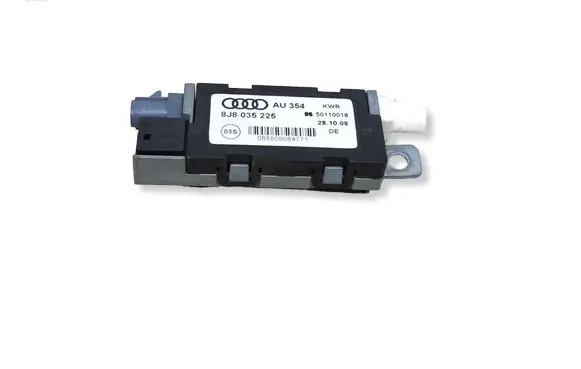 Audi TT TTS Mk2 Aerial antenna amplifier 8J8035225 50110018 088809084771