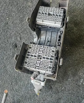 Opel Antara Fuse box set