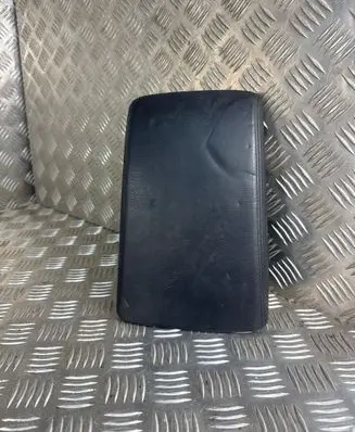 Volkswagen PASSAT B8 Armrest 3G0864245