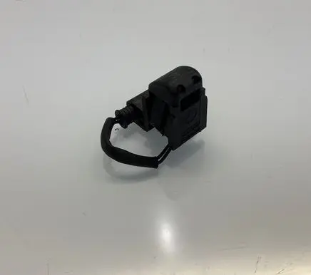 Mercedes-Benz E W211 Windshield washer spray nozzle A2308600347 2308600347
