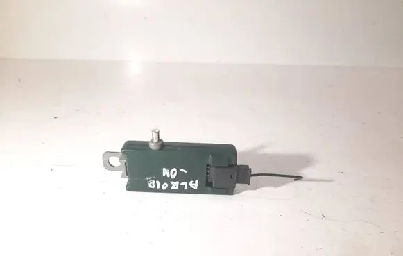 Audi A6 Allroad C5 Antenna control unit 4B9035225B