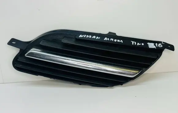 Nissan Almera Tino Front grill 9381M010