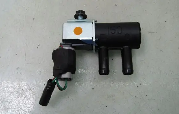 Nissan X-Trail T33 Turbo solenoid valve K5T48690X